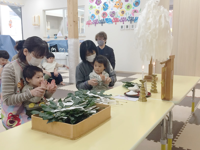 園の安全と健康を願い、ご祈祷をしました3