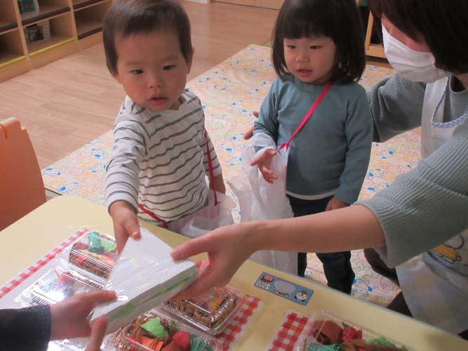 11月のお誕生会＆お店屋さんごっこ2025年